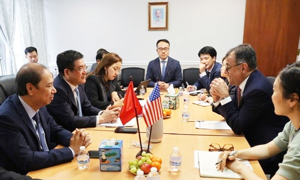 Viet Nam boosts strategic cooperation with leading US corporations